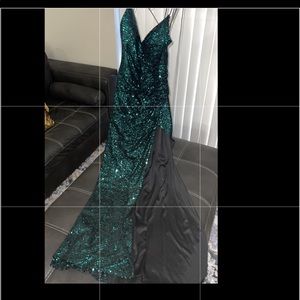 Green long dress like new 125